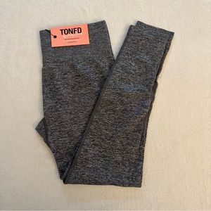 NWT Discontinued Seamless Leggings | Size L/XL